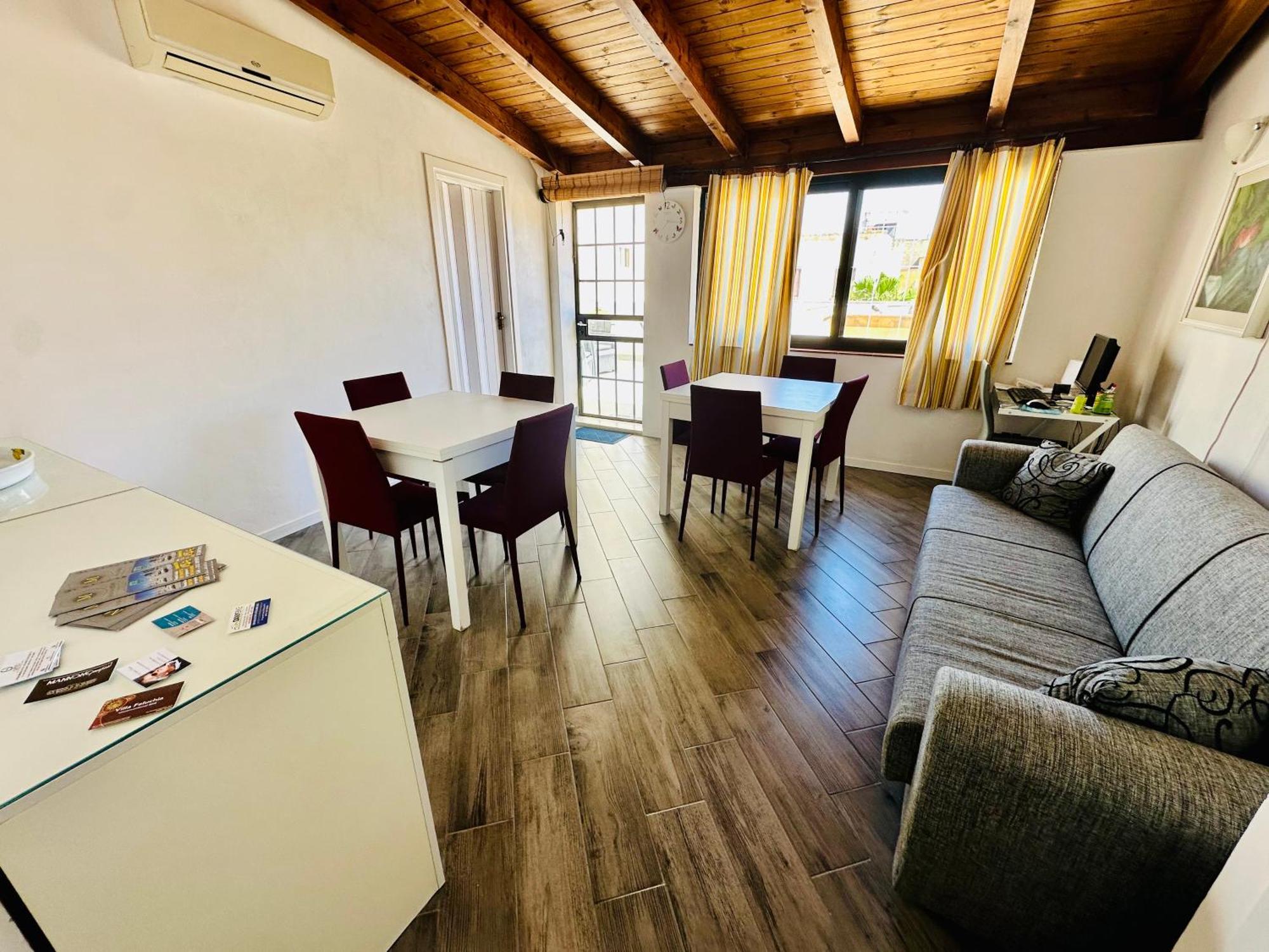 Dafne Marsala Centro Bed & Breakfast Bagian luar foto